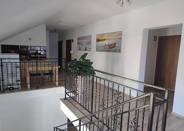 Pod Zaglem Pokoje Goscinne