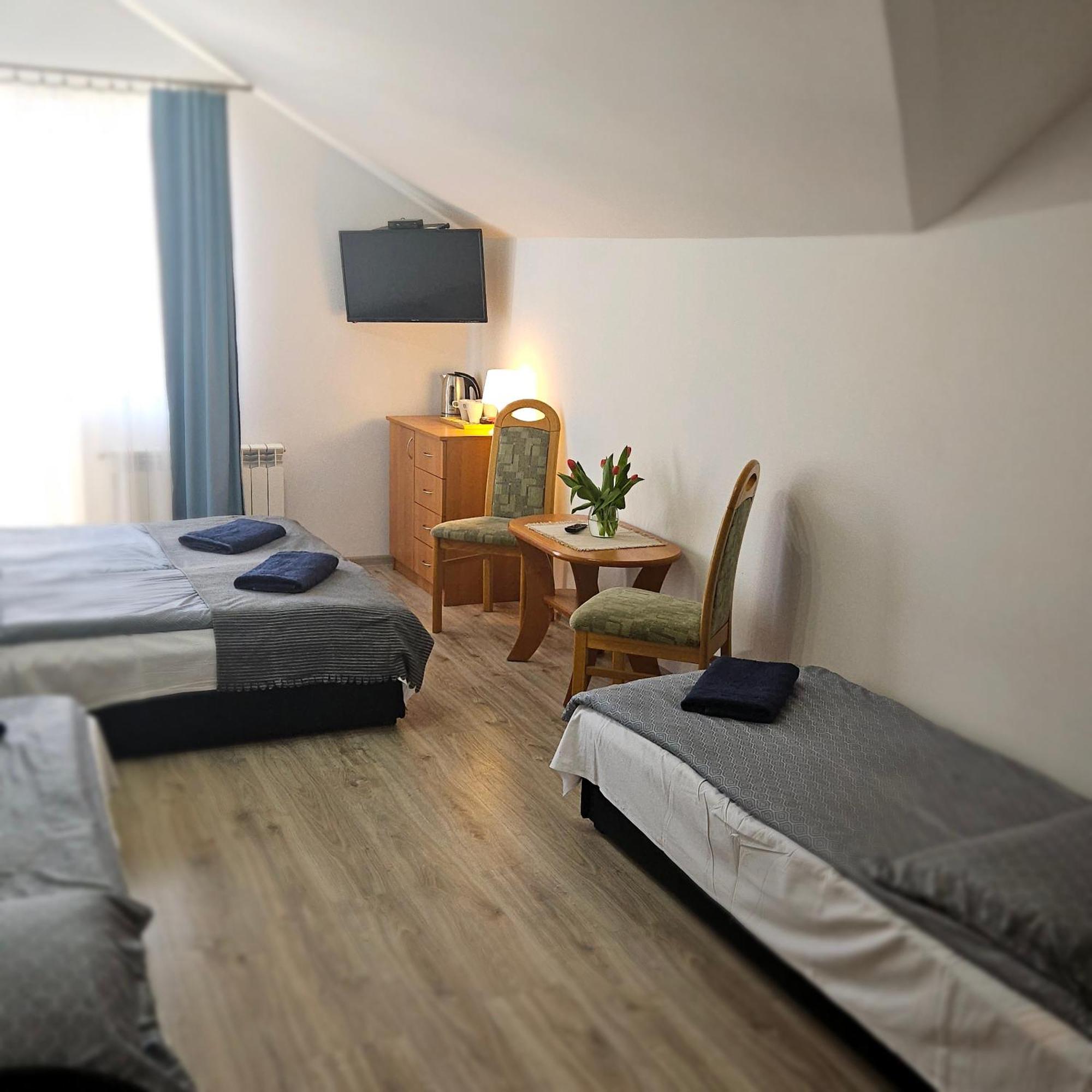 Pod Zaglem Goscinne Homestay *